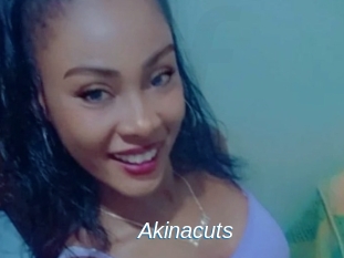 Akinacuts