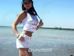 Brunette09