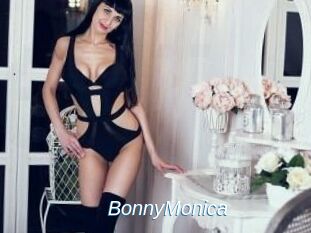 Bonny_Monica