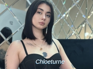 Chloeturne
