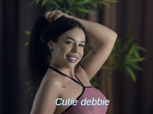 Cutie_debbie