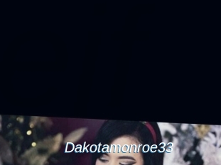 Dakotamonroe33