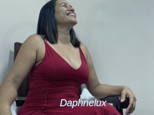 Daphnelux