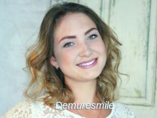 Demuresmile