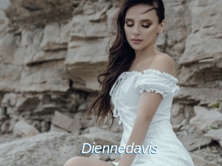 Diennedavis