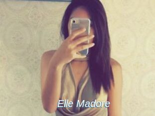 Elle_Madore