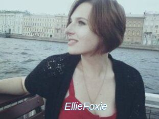 EllieFoxie