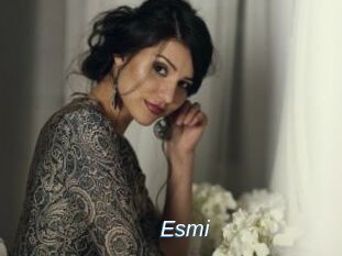 Esmi Ejaculations Féminines