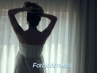 ForbiddenKiss_