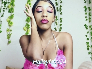 Haileyfoxx24
