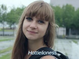 Hottielioness