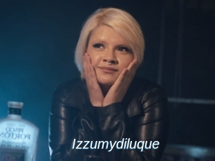 Izzumydiluque