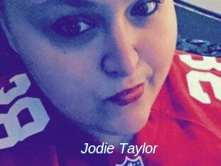 Jodie_Taylor