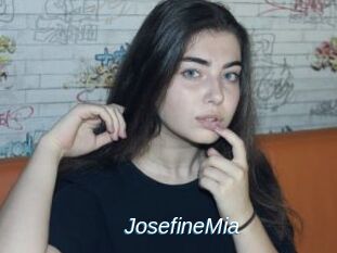 JosefineMia