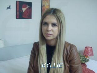 KYLLIE_