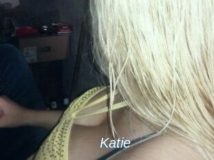 Katie Ejaculations Féminines