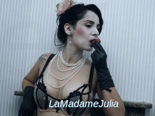 LaMadameJulia