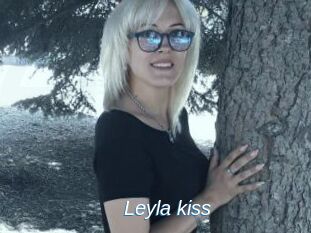 Leyla_kiss