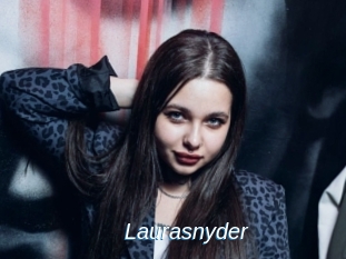 Laurasnyder