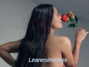 Leanesimmons