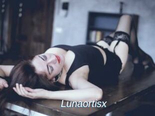 Lunaortisx