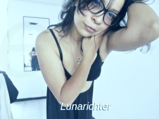 lunarichter Ejaculations Féminines