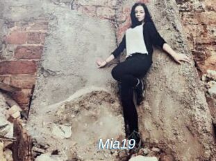 Mia19