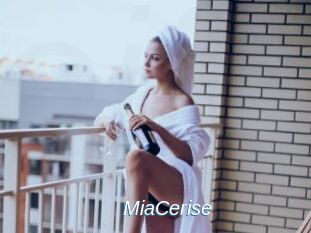 MiaCerise