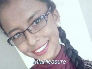 Mia_Pleasure