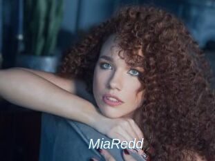 MiaRedd Ejaculations Féminines