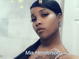 Mia_Henderson