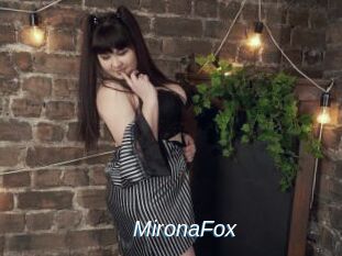 MironaFox Ejaculations Féminines