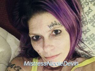 MistressNicoleDevin Ejaculations Féminines