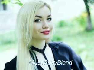 MusaSexyBlond