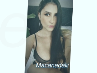 Macanadalii