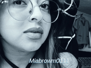 Miabrowm0111
