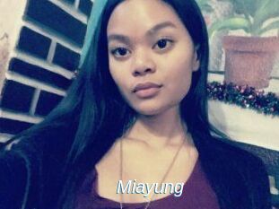 Mia_yung