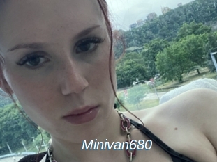 Minivan680