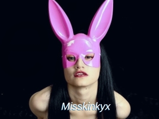 Misskinkyx