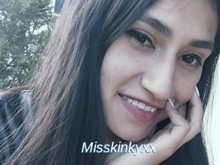 Misskinkyxx