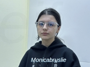Monicabruslie