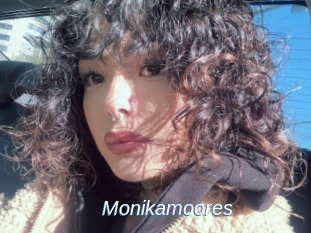 Monikamoores