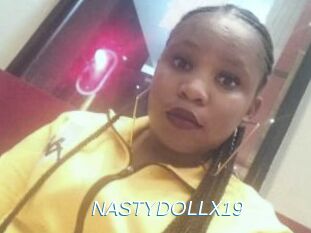 NASTYDOLLX19 Ejaculations Féminines