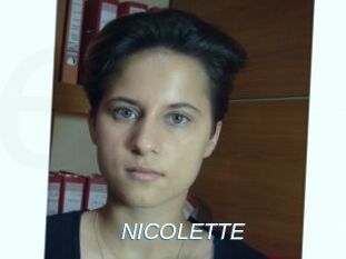 NICOLETTE_ Ejaculations Féminines