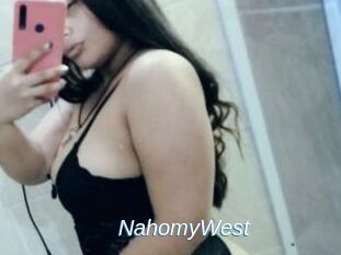NahomyWest