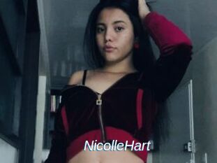 NicolleHart Ejaculations Féminines