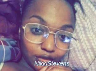 Nikki_Stevens Ejaculations Féminines