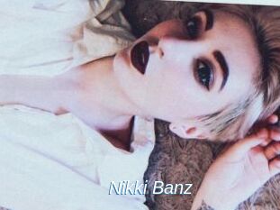 Nikki_Banz