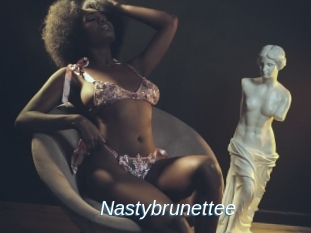 Nastybrunettee
