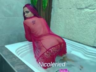 nicoleried Ejaculations Féminines